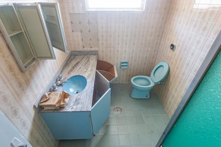 Casa à venda com 196m², 3 quartos e 2 vagasBanheiro Social