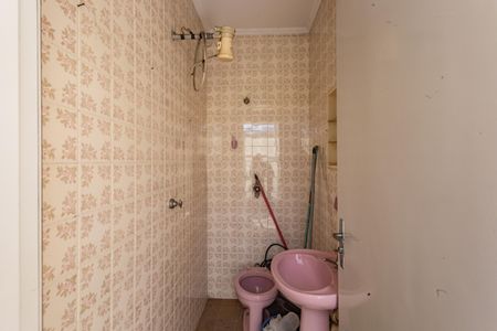 Casa à venda com 196m², 3 quartos e 2 vagasBanheiro de serviço