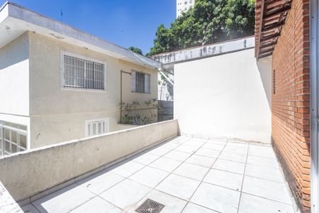 Casa à venda com 196m², 3 quartos e 2 vagasVaranda