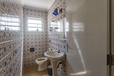 Casa à venda com 196m², 3 quartos e 2 vagasLavabo