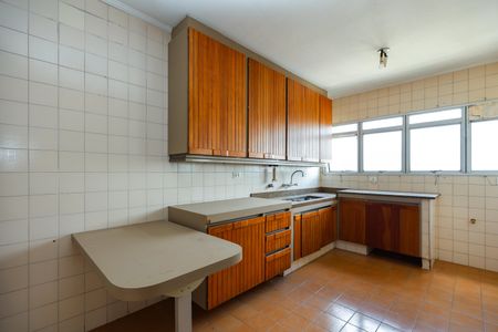 Apartamento à venda com 150m², 3 quartos e 2 vagasCozinha