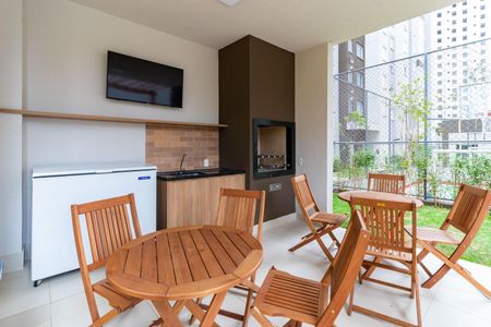 Apartamento à venda com 44m², 2 quartos e sem vaga Apartamento à venda com 44m², 2 quartos e sem vagaÁrea comum - Churrasqueira