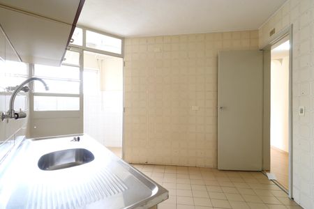 Apartamento para alugar com 81m², 3 quartos e 1 vagaCozinha e Área de serviço