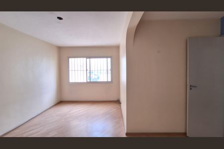 Apartamento à venda com 81m², 3 quartos e 1 vaga Apartamento à venda com 81m², 3 quartos e 1 vagaSala