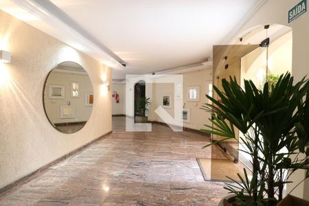 Apartamento à venda com 81m², 3 quartos e 1 vagaHall de entrada 