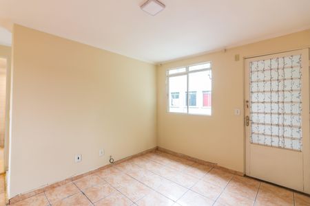 Sala  de apartamento para alugar com 2 quartos, 47m² em Piratininga, Osasco