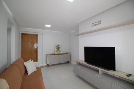 Sala de apartamento para alugar com 1 quarto, 85m² em Barra da Tijuca, Rio de Janeiro