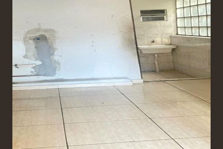 Casa à venda com 5 quartos, 350m² em Vila Ré, São Paulo