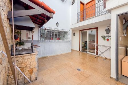 Casa à venda com 200m², 6 quartos e 4 vagasÁrea Externa