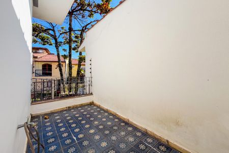 Casa à venda com 200m², 6 quartos e 4 vagasSuíte 1 - Varanda