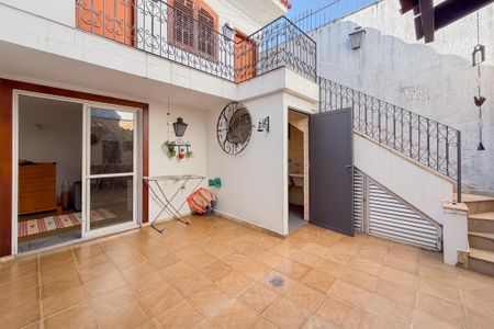 Casa à venda com 200m², 6 quartos e 4 vagasÁrea Externa