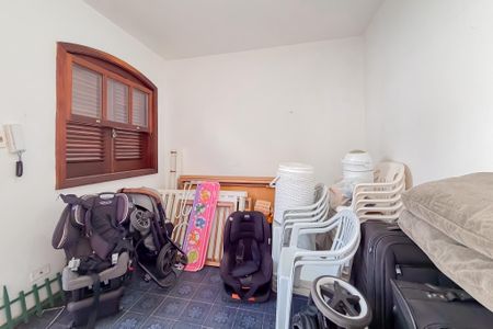 Casa à venda com 200m², 6 quartos e 4 vagasEdícula - Quarto 1