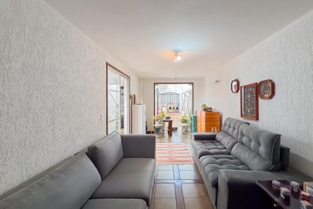 Casa à venda com 200m², 6 quartos e 4 vagasEdícula - Sala
