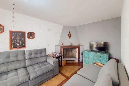 Casa à venda com 200m², 6 quartos e 4 vagasEdícula - Sala