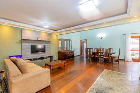 Casa à venda com 4 quartos, 276m² em Vila Anhanguera, São Paulo