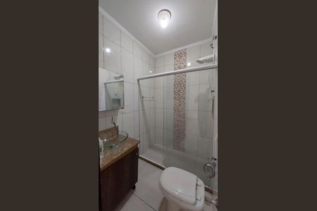 Casa para alugar com 147m², 2 quartos e 3 vagas Casa para alugar com 147m², 2 quartos e 3 vagasBanheiro da Suíte 2