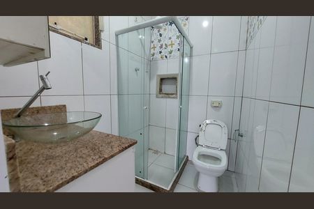 Casa para alugar com 147m², 2 quartos e 3 vagas Casa para alugar com 147m², 2 quartos e 3 vagasBanheiro da Suíte 1