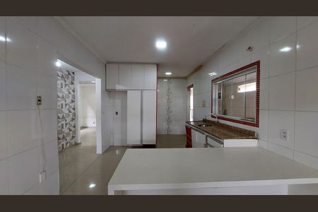 Casa para alugar com 147m², 2 quartos e 3 vagas Casa para alugar com 147m², 2 quartos e 3 vagasCozinha