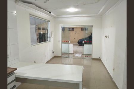Casa para alugar com 147m², 2 quartos e 3 vagas