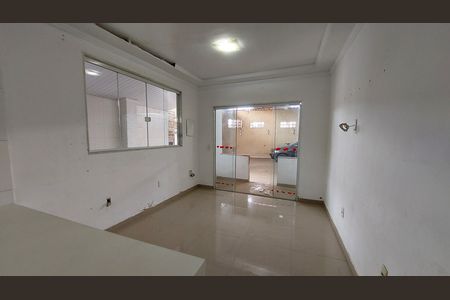 Sala de casa para alugar com 2 quartos, 147m² em Nova Piam, Belford Roxo
