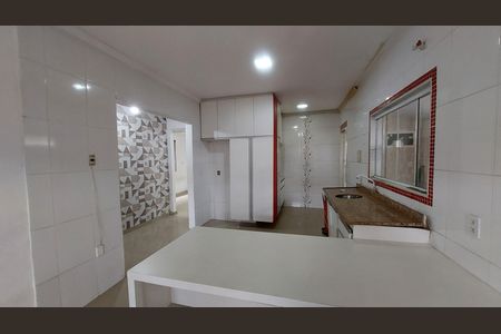 Casa para alugar com 147m², 2 quartos e 3 vagas Casa para alugar com 147m², 2 quartos e 3 vagasCozinha