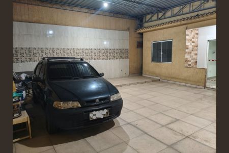 Garagem de casa para alugar com 2 quartos, 147m² em Nova Piam, Belford Roxo