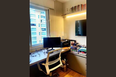 Apartamento à venda com 2 quartos, 105m² em Cerqueira César, São Paulo