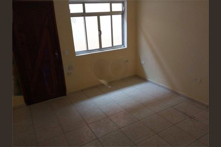 Casa à venda com 4 quartos, 250m² em Jardim Oriental, São Paulo