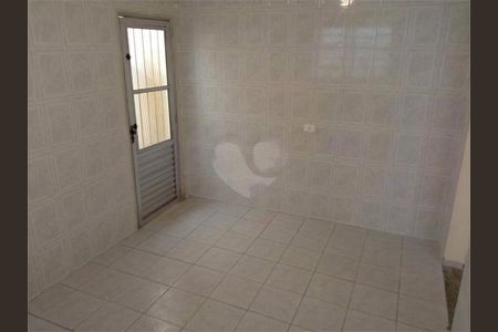 Casa à venda com 4 quartos, 250m² em Jardim Oriental, São Paulo