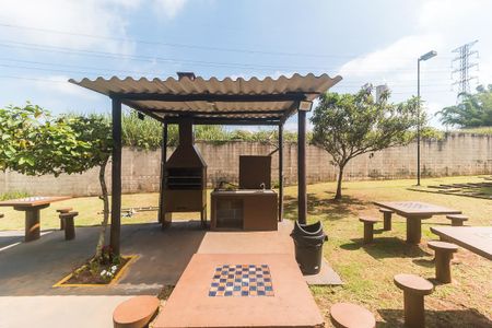 Apartamento para alugar com 40m², 2 quartos e 1 vagaÁrea comum - Churrasqueira