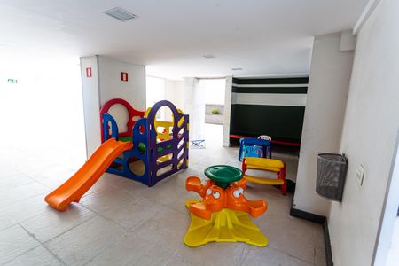 Apartamento à venda com 190m², 3 quartos e 3 vagasÁrea comum - Playground