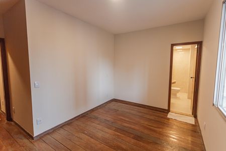 Apartamento à venda com 190m², 3 quartos e 3 vagasSuíte