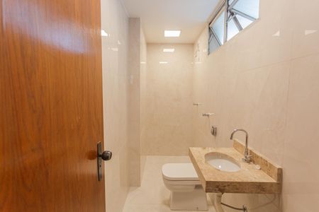 Apartamento à venda com 190m², 3 quartos e 3 vagasBanheiro de serviço