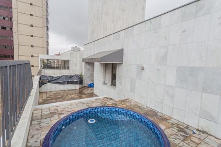Apartamento à venda com 190m², 3 quartos e 3 vagasCobertura