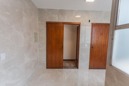 Apartamento à venda com 190m², 3 quartos e 3 vagasCozinha