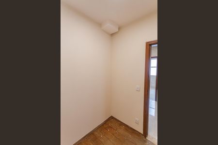 Apartamento à venda com 190m², 3 quartos e 3 vagasQuarto de Serviço