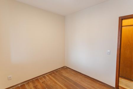 Apartamento à venda com 190m², 3 quartos e 3 vagasQuarto 2