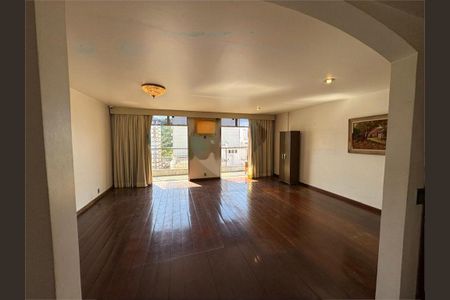 Apartamento à venda com 4 quartos, 320m² em Icaraí, Niterói