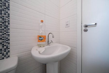 Apartamento para alugar com 38m², 2 quartos e sem vagaBanheiro