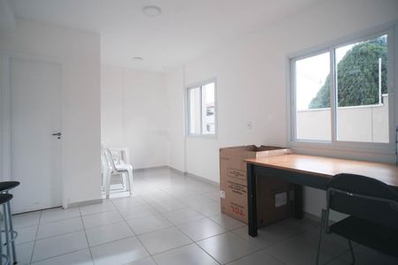 Apartamento para alugar com 38m², 2 quartos e sem vagaÁrea comum