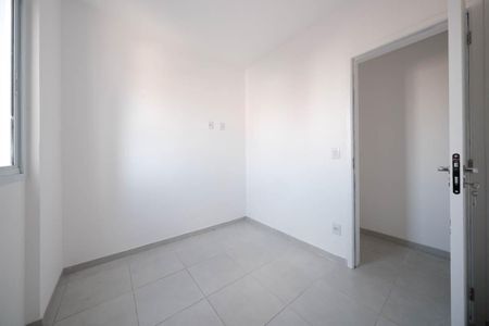 Quarto 1 de apartamento para alugar com 2 quartos, 38m² em Artur Alvim, São Paulo