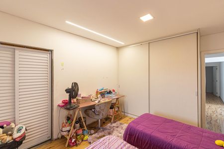 Casa para alugar com 375m², 4 quartos e 6 vagasQuarto 1