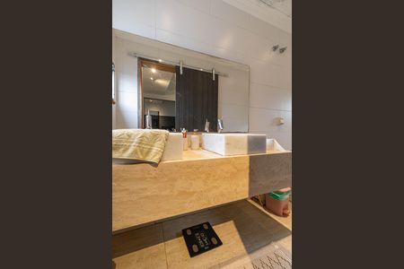 Casa para alugar com 375m², 4 quartos e 6 vagasBanheiro Suíte 