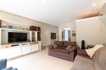 Casa à venda com 3 quartos, 155m² em Vila Monumento, São Paulo