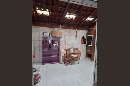 Casa à venda com 3 quartos, 130m² em Vila Metalúrgica, Santo André