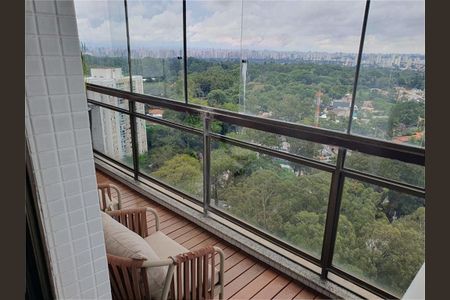 Apartamento à venda com 180m², 3 quartos e 2 vagas