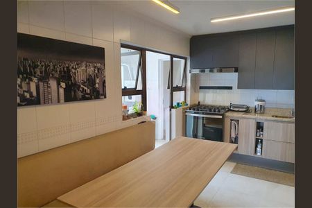 Apartamento à venda com 180m², 3 quartos e 2 vagas