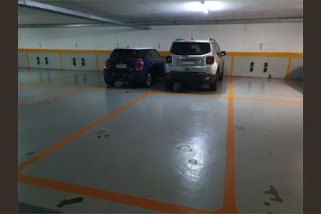 Apartamento à venda com 180m², 3 quartos e 2 vagas