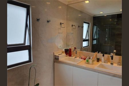 Apartamento à venda com 180m², 3 quartos e 2 vagas