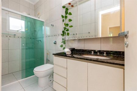 Casa à venda com 170m², 3 quartos e 4 vagas